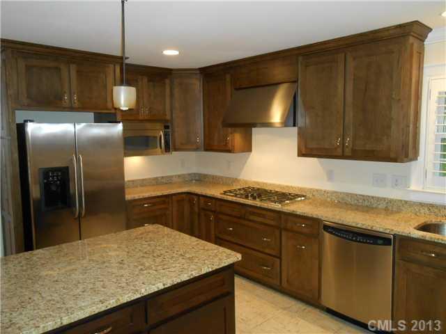 6216 Sharon Acres Road Charlotte, NC 28210 - Photo 4 of 16 Gallery Image 4