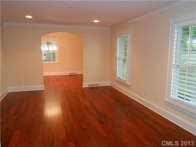 6216 Sharon Acres Road Charlotte, NC 28210 - Photo 6 of 16 Gallery Image 6