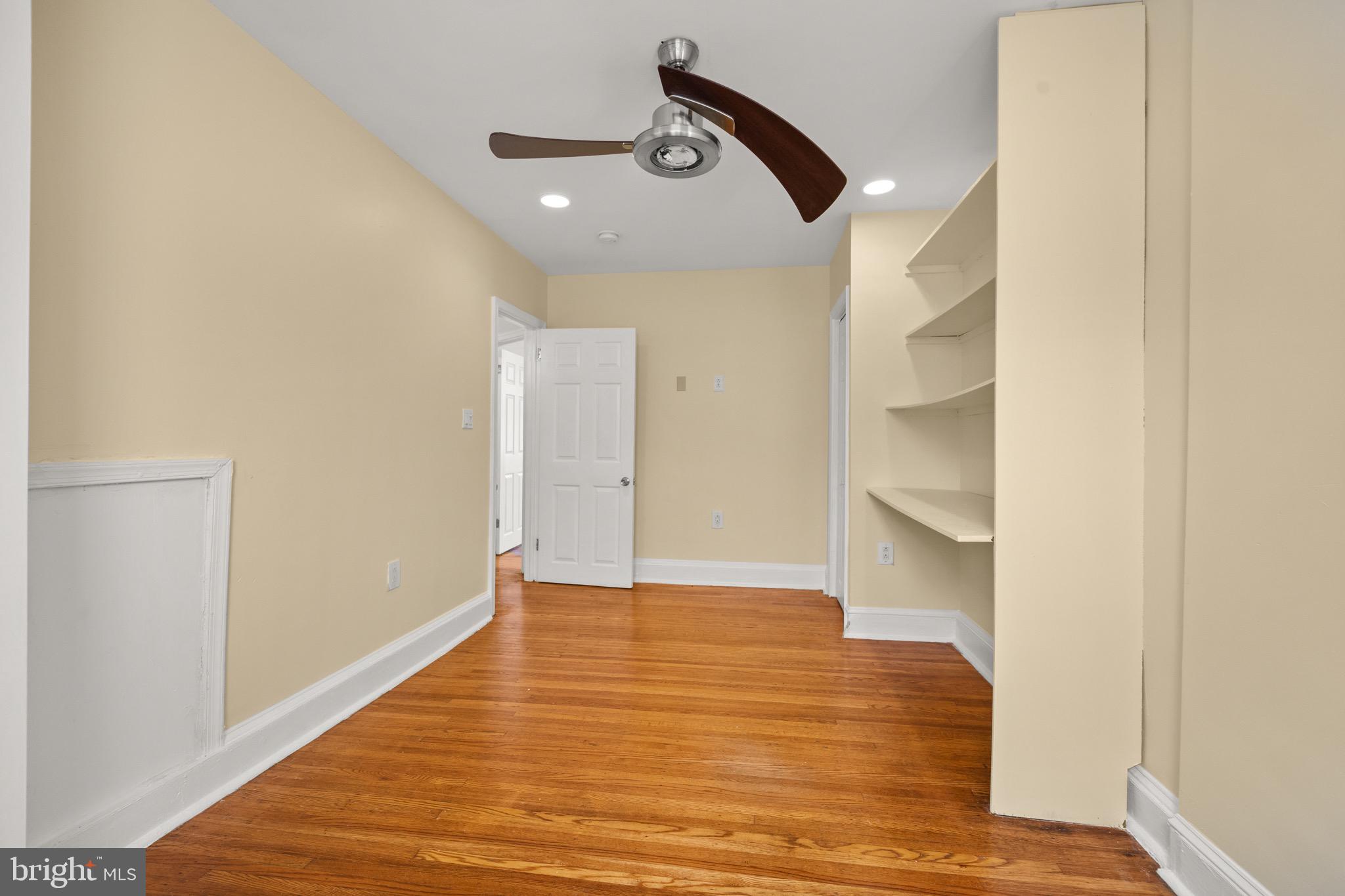 1063 Edgemore Road Philadelphia, PA 19151 - Photo 14 of 22 Gallery Image 14