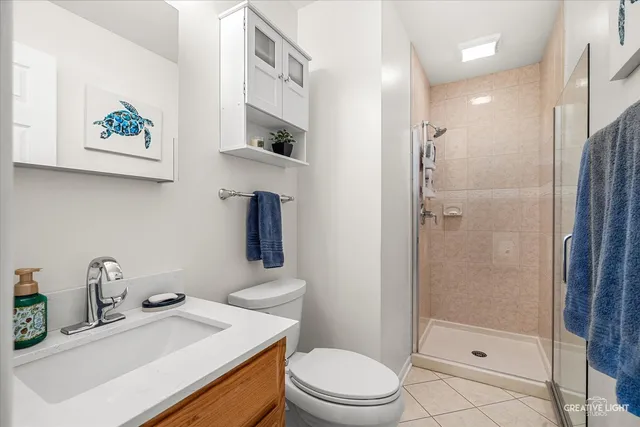 $547,500 | 6828 Kincaid Court, Woodridge, IL 60517