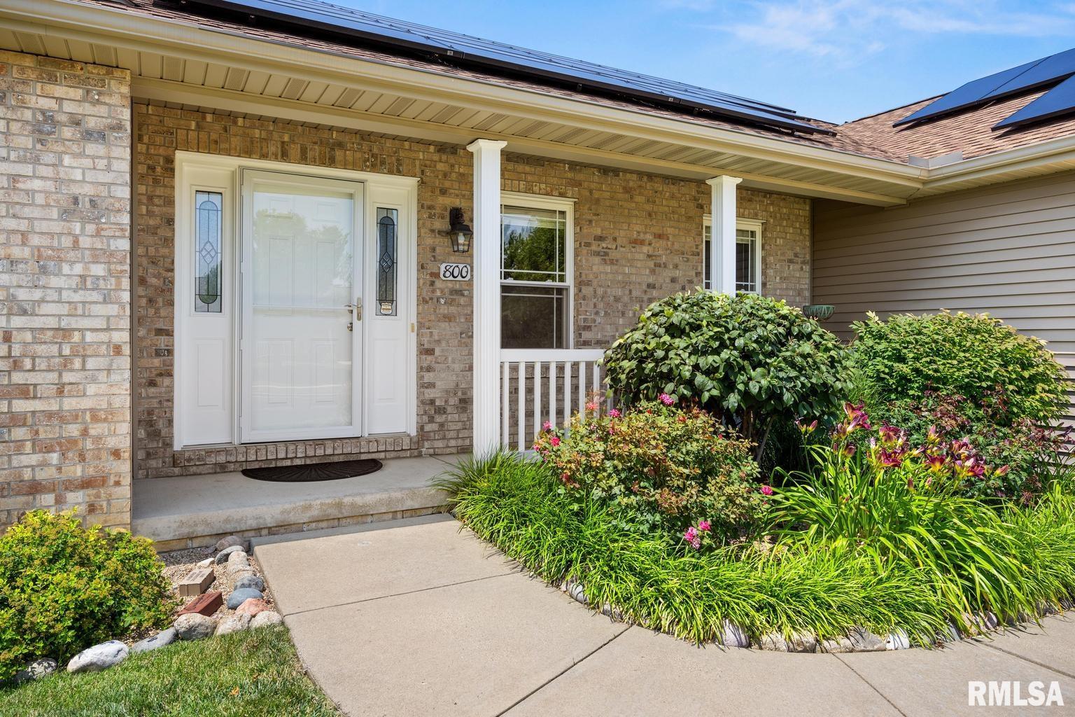 800 Simon Street Washington, IL 61571 - Photo 3 of 45