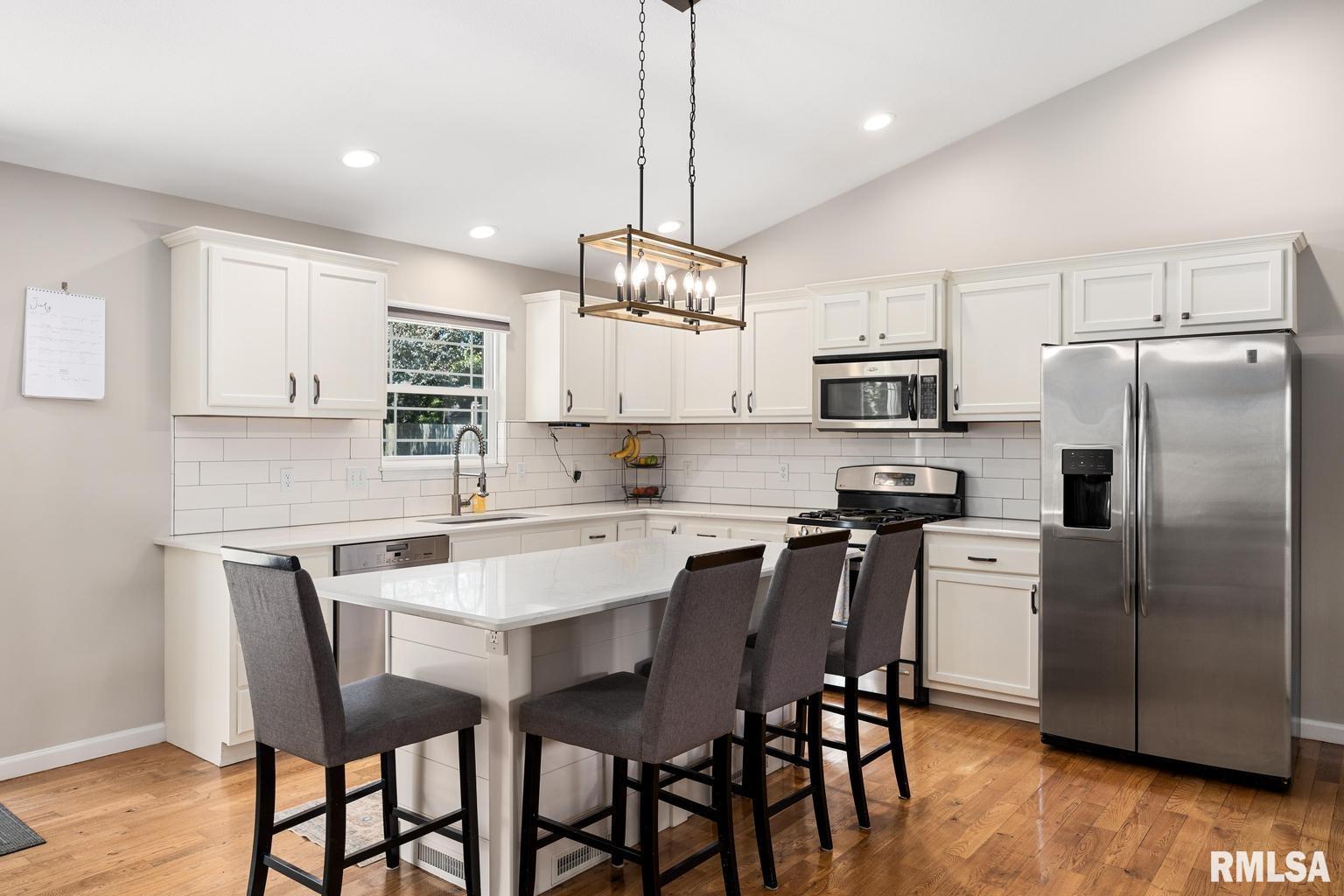 800 Simon Street Washington, IL 61571 - Photo 9 of 45