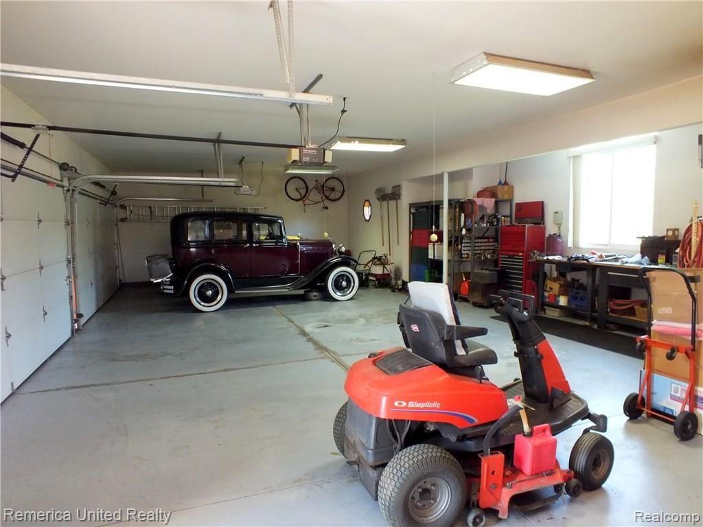 37297 Howard Road Farmington, MI 48331 - Photo 48 of 62 Four Car + garage with Heat!