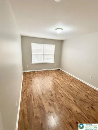 $389,900 | 5517 Tanglewood Lane, Lower Macungie Township, PA 18106