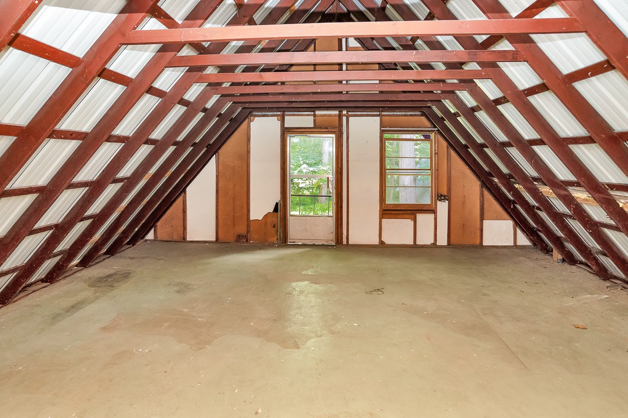 253 Hunter Road Fayetteville, TN 37334 - Photo 35 of 61 a view of an empty room with a window