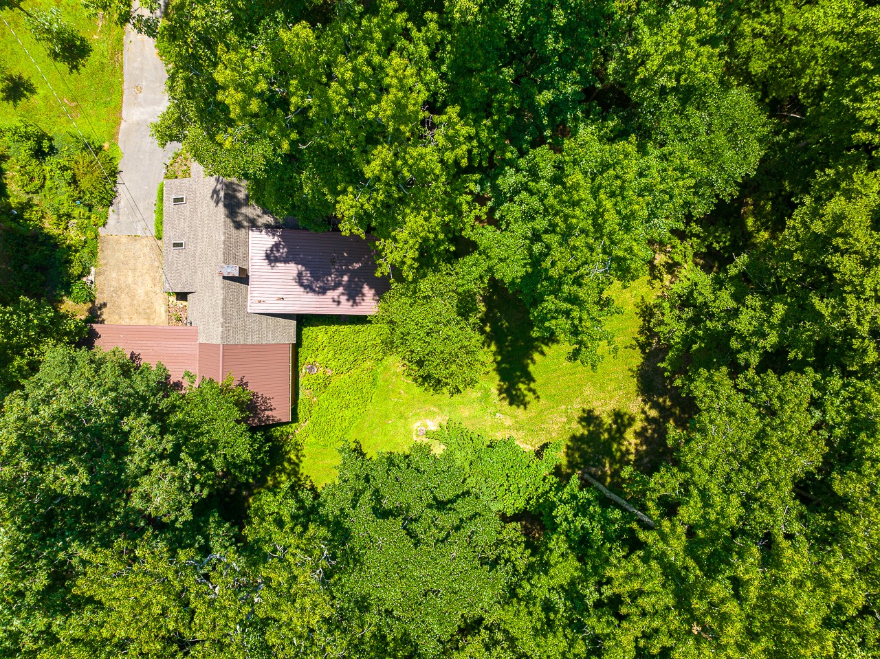 253 Hunter Road Fayetteville, TN 37334 - Photo 56 of 61 an aerial view of a house with a yard