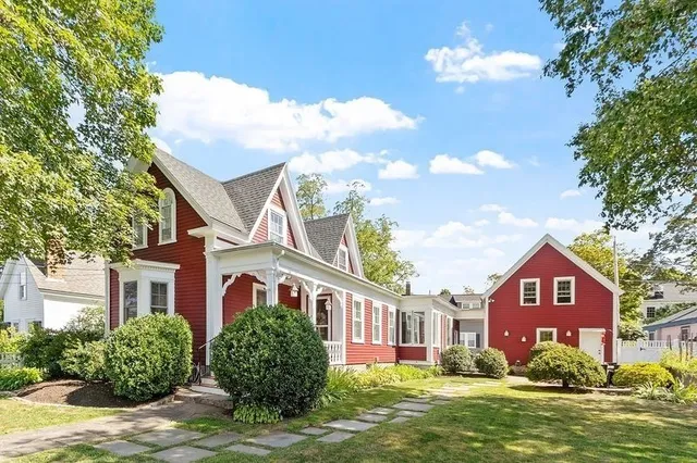 $1,975,000 | 4 Norwood Avenue, Rockport, MA 01966