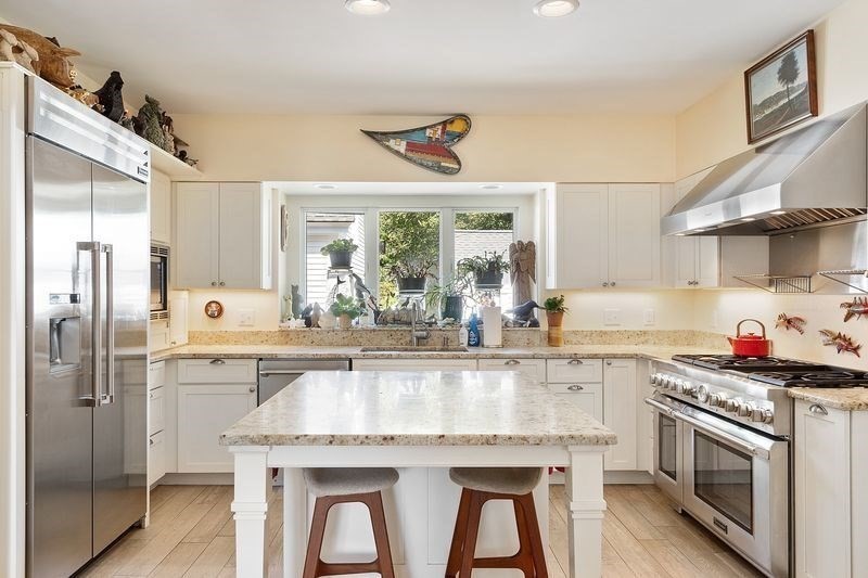 4 Norwood Avenue Rockport, MA 01966 - Photo 8 of 26