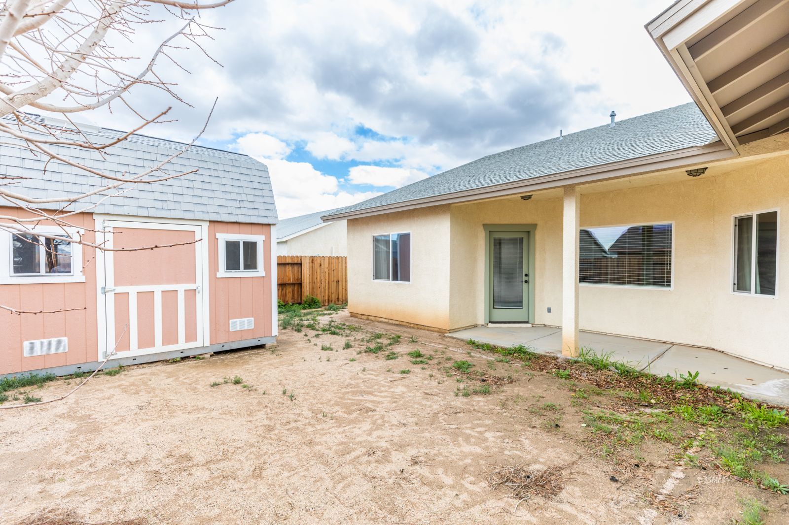 404 Christopher Court Ridgecrest, CA 93555 - Photo 29 of 31 a view of a house with a window