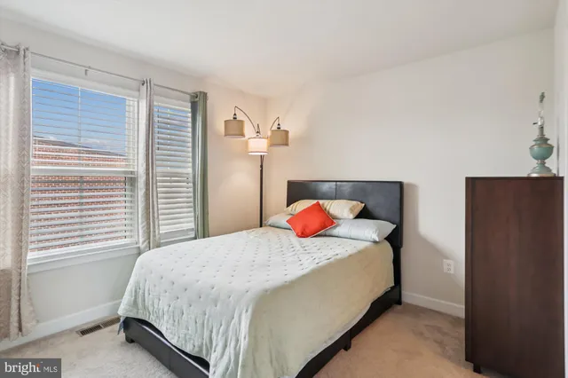 $479,999 | 4762 Towne Square Boulevard, Suitland, MD 20746