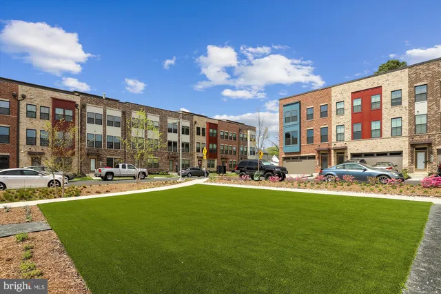 $479,999 | 4762 Towne Square Boulevard, Suitland, MD 20746