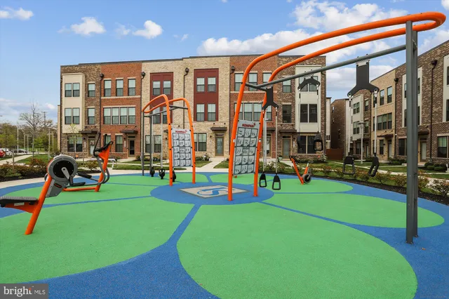 $479,999 | 4762 Towne Square Boulevard, Suitland, MD 20746