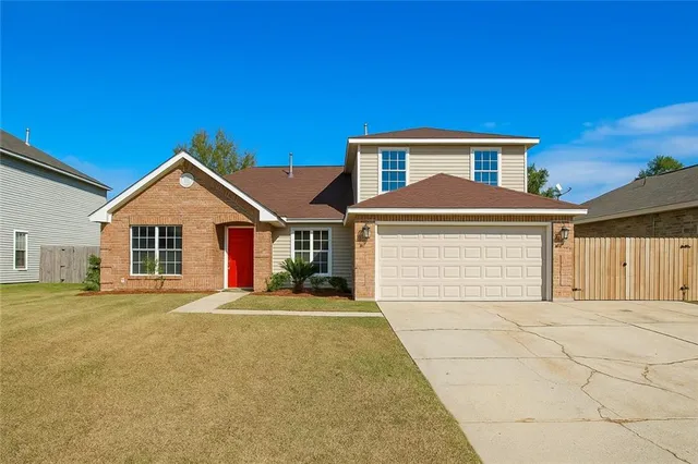 $299,900 | 404 Creekside Court, Covington, LA 70435