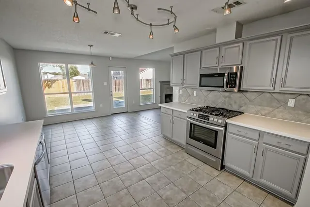 $299,900 | 404 Creekside Court, Covington, LA 70435