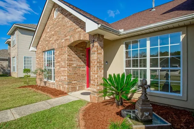 $299,900 | 404 Creekside Court, Covington, LA 70435