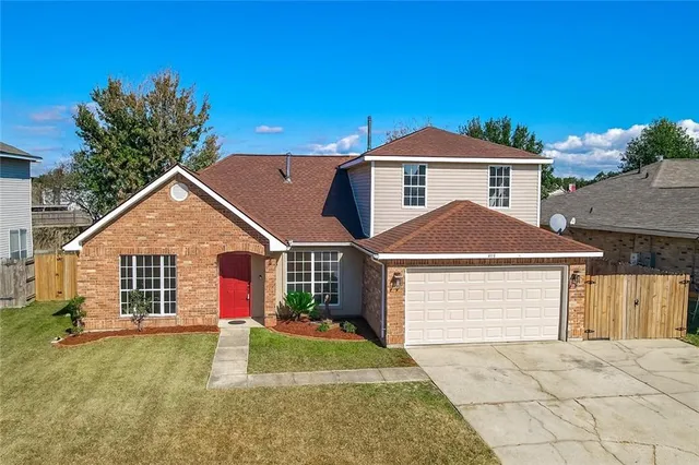 $299,900 | 404 Creekside Court, Covington, LA 70435