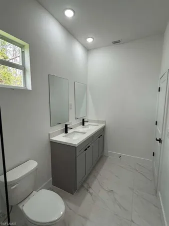 $2,400 | 723 Epps Brown Street East, Lehigh Acres, FL 33974