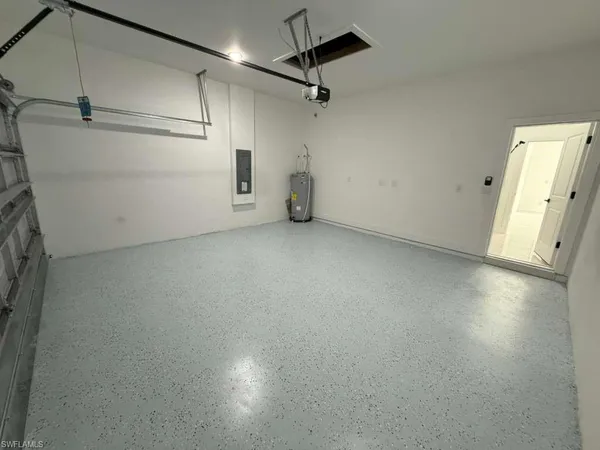 $2,400 | 723 Epps Brown Street East, Lehigh Acres, FL 33974