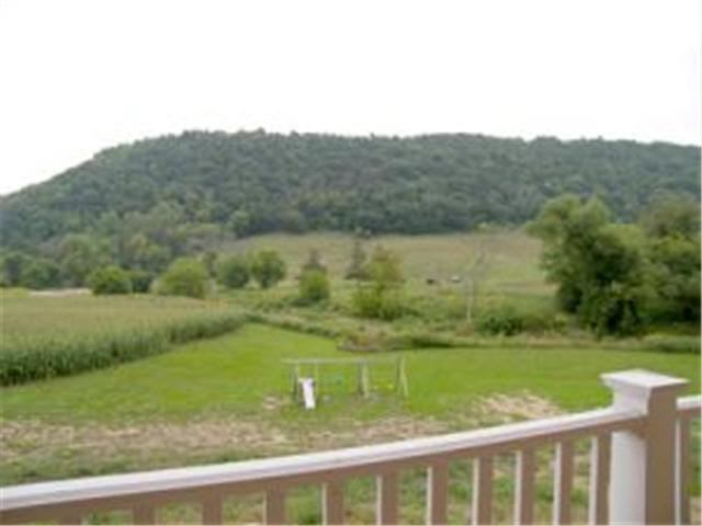 7635 Cty 22 Road Houston, MN 55943 - Photo 10 of 25