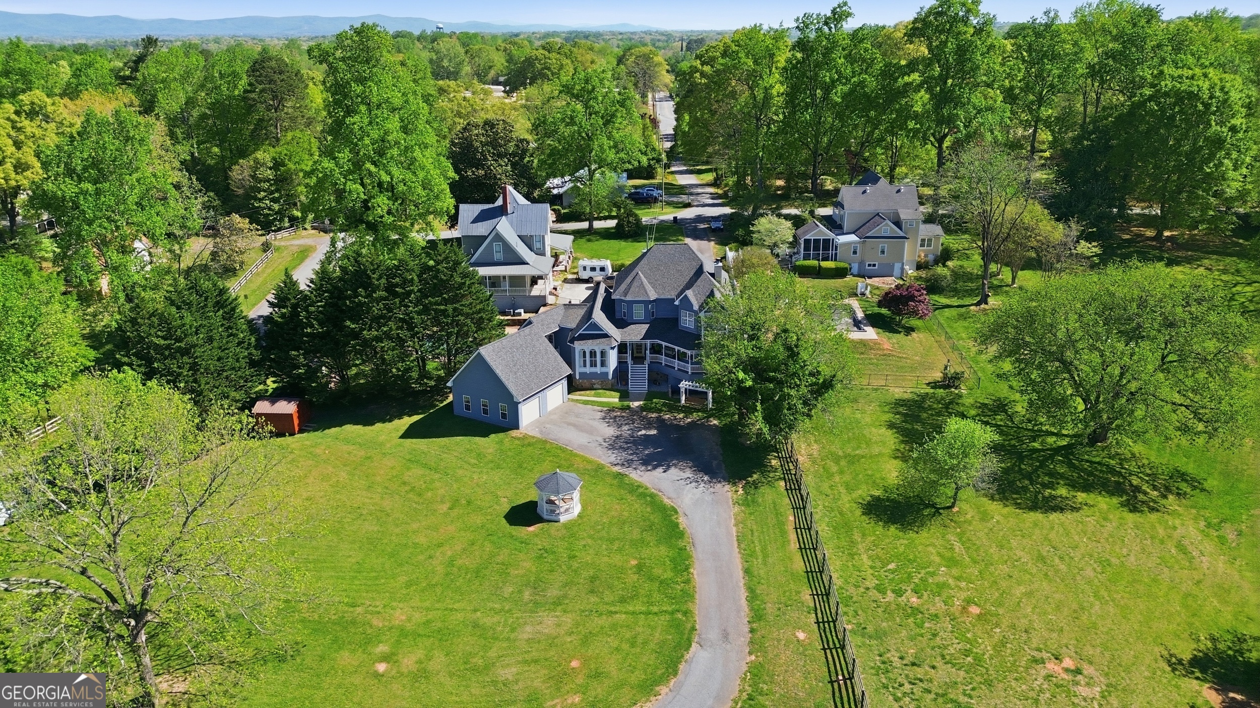 1910 Hancock Road Demorest, GA 30535 - Photo 4 of 55