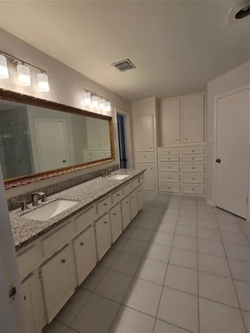 $493,000 | 418 Longview Drive, Sugar Land, TX 77478