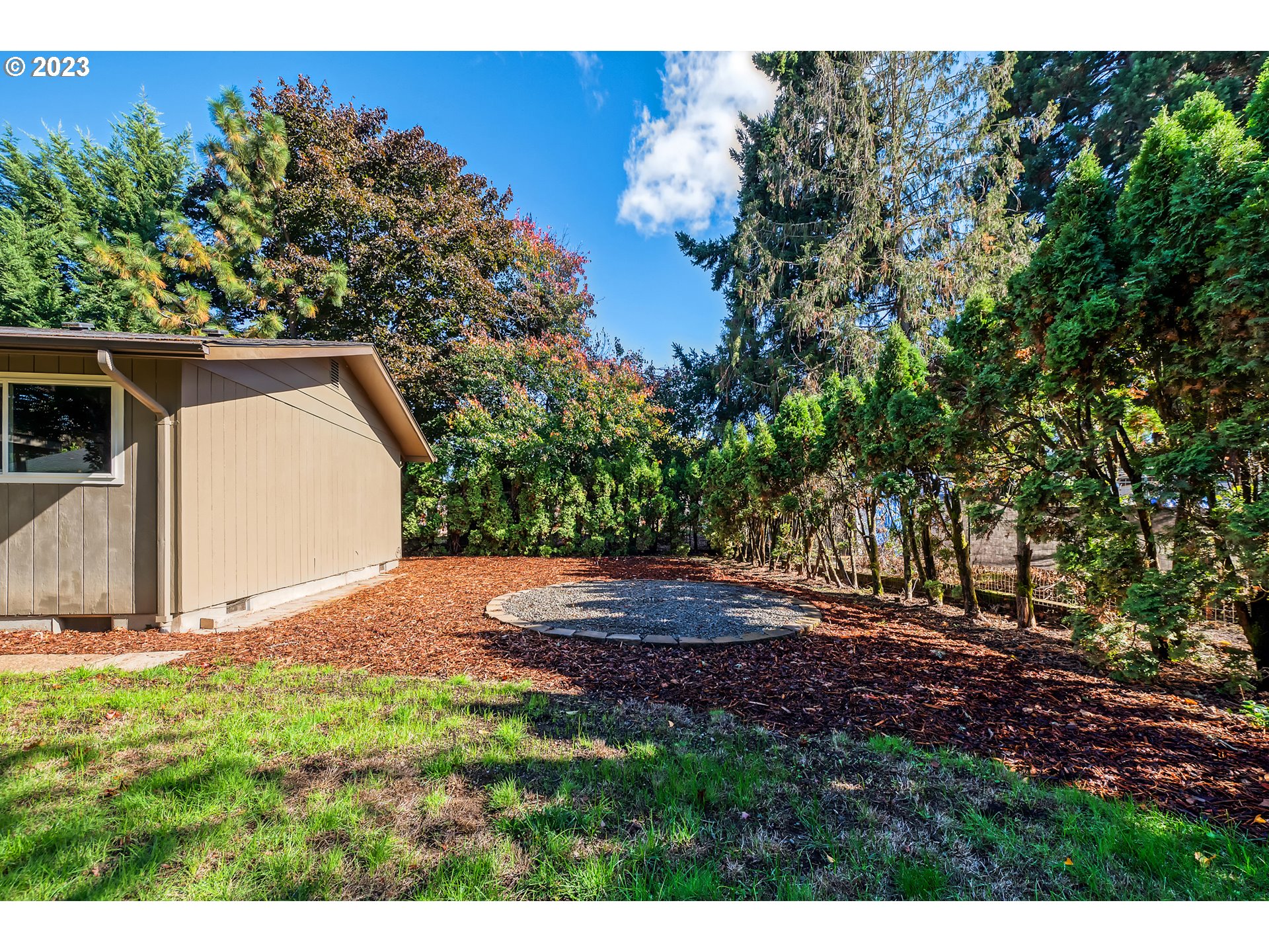 4439 Camellia Street Springfield, OR 97478 - Photo 29 of 31 a view of backyard with green space