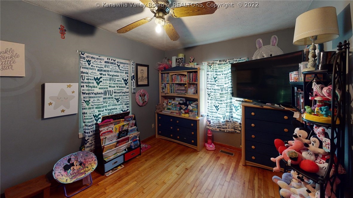 5492 Elk River Road North Elkview, WV 25071 - Photo 25 of 39 Gallery Image 25