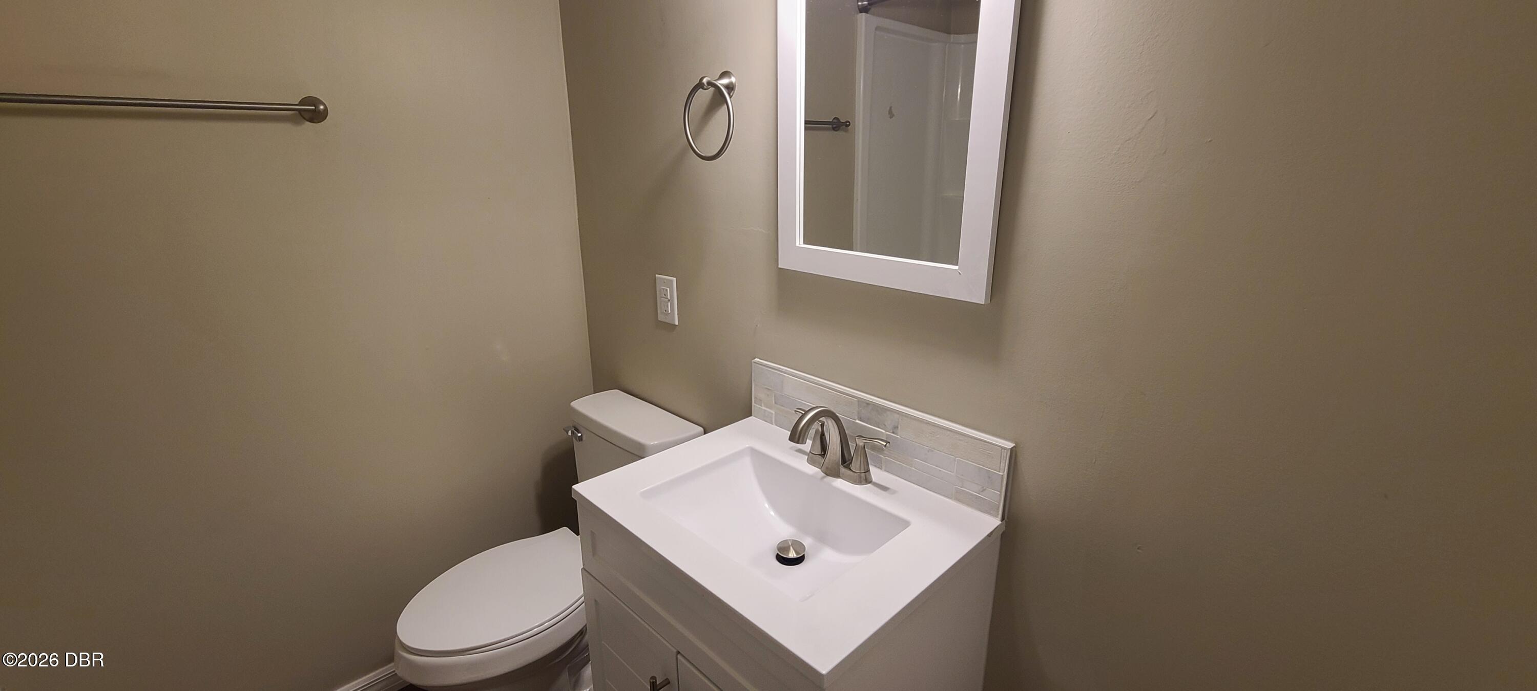 921 South Palmetto Avenue Daytona Beach, FL 32114 - Photo 14 of 31 20240319_131315