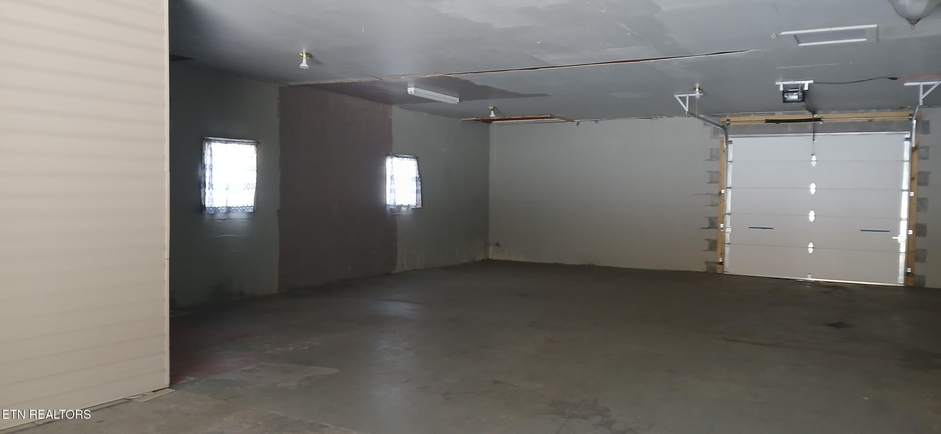 2405 Clearwater Road Athens, TN 37303 - Photo 17 of 17 Interior (2)
