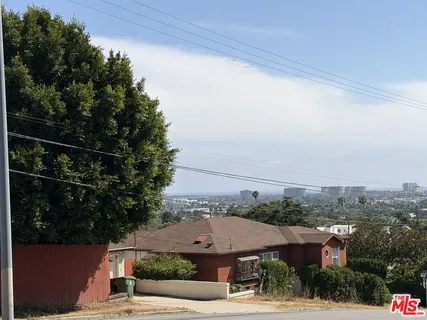 $1,900,000 | 12207 Palms Boulevard, Los Angeles, CA 90066