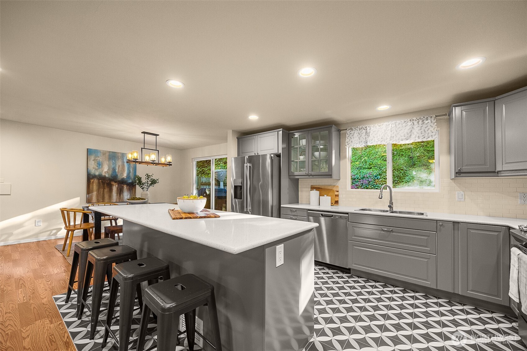 23008 Atlas Road Bothell, WA 98021 - Photo 7 of 31 Gallery Image 7