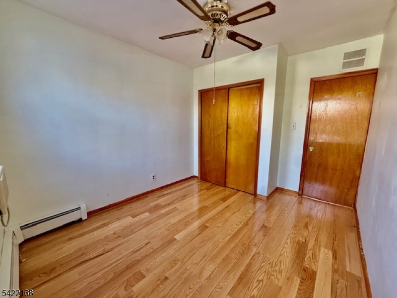 46 Frances Street Clifton, NJ 07014 - Photo 7 of 9