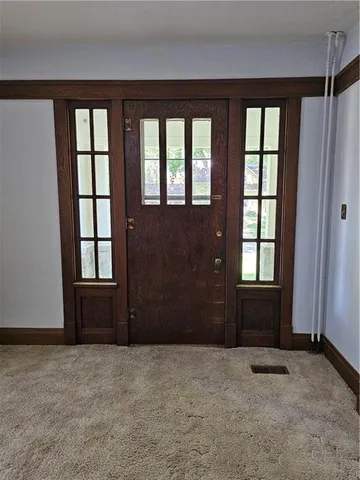 $325,000 | 207 South Ives Street, Highland, KS 66035