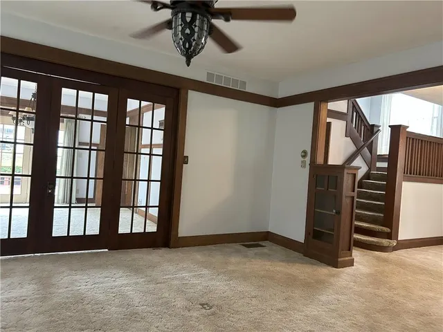 $325,000 | 207 South Ives Street, Highland, KS 66035