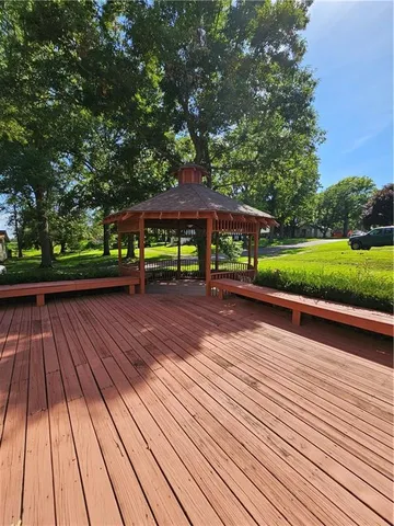 $325,000 | 207 South Ives Street, Highland, KS 66035