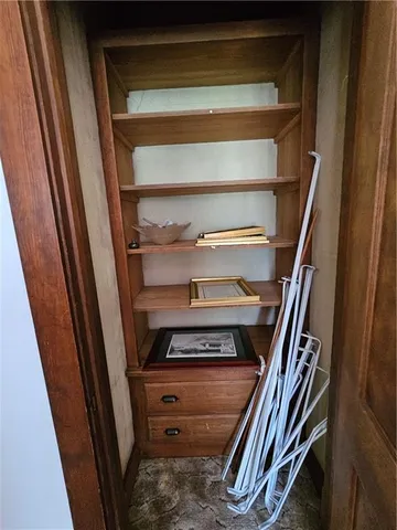 $325,000 | 207 South Ives Street, Highland, KS 66035