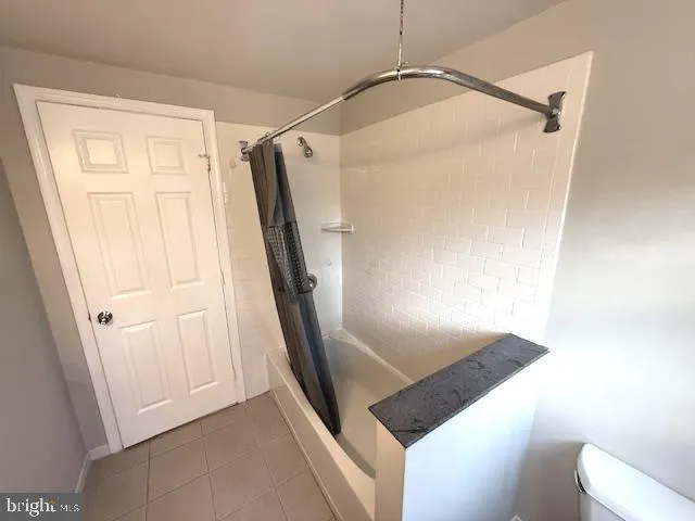 $2,300 | 50 East 3rd Street, Moorestown, NJ 08057