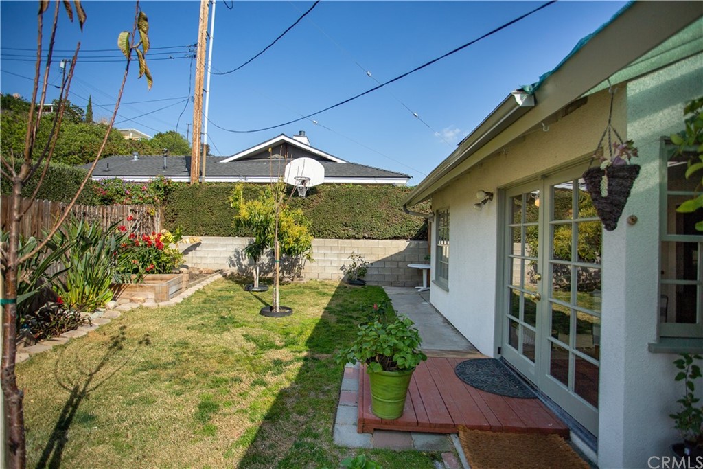395 Pineridge Street Brea, CA 92821 - Photo 37 of 39 a view of yard from a corridor