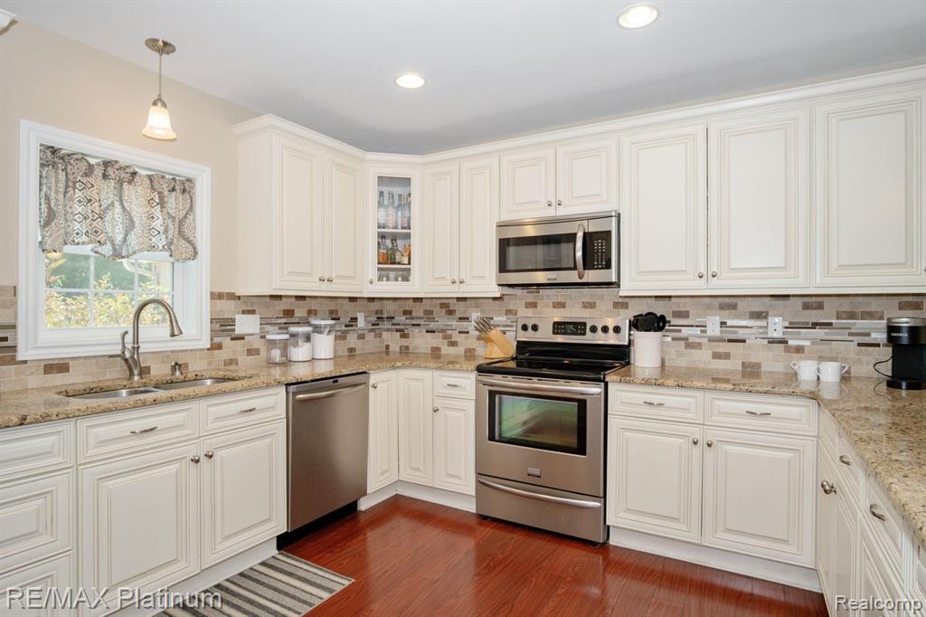 3107 Oak Grove Road Howell, MI 48855 - Photo 7 of 29