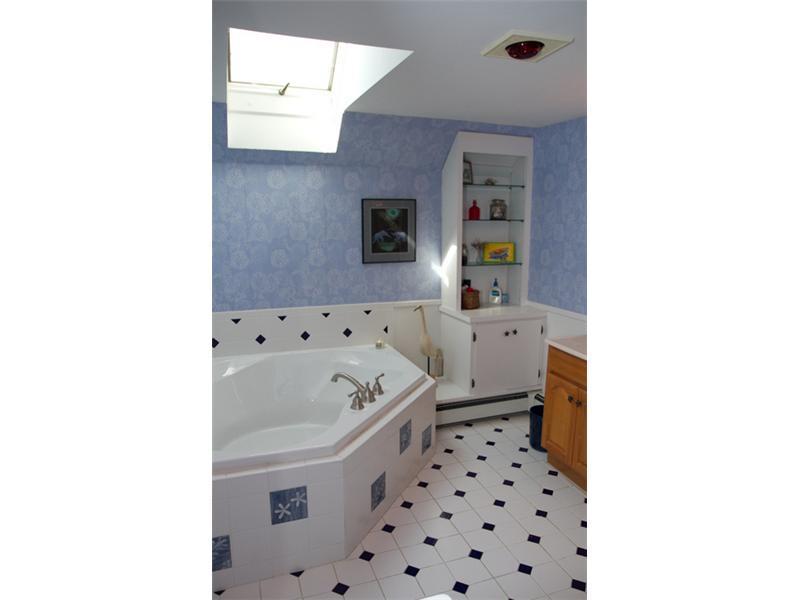 104 Old Stage Road Woolwich, ME 04579 - Photo 14 of 22 Master Bath/Spa.