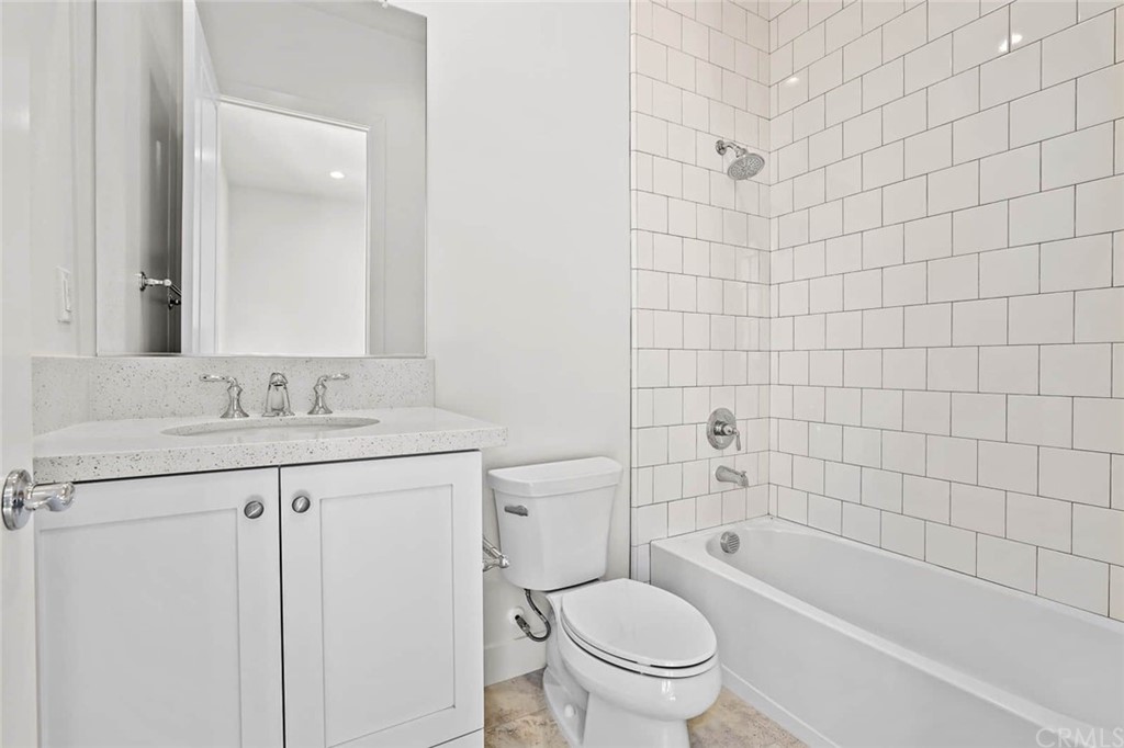 104 Interstellar Irvine, CA 92618 - Photo 12 of 18