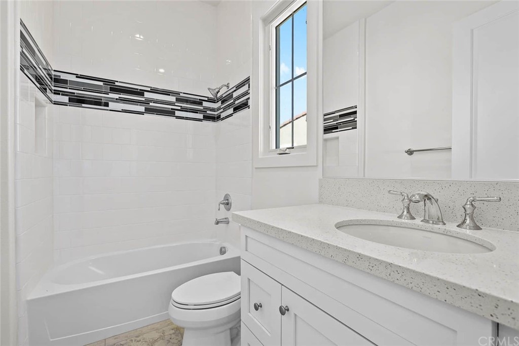 104 Interstellar Irvine, CA 92618 - Photo 13 of 18