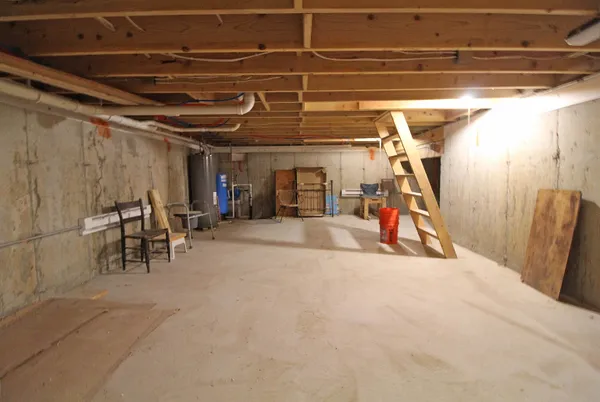 $299,900 | S12905 Pearl Road, Spring Green, WI 53588