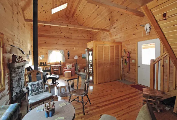 $299,900 | S12905 Pearl Road, Spring Green, WI 53588