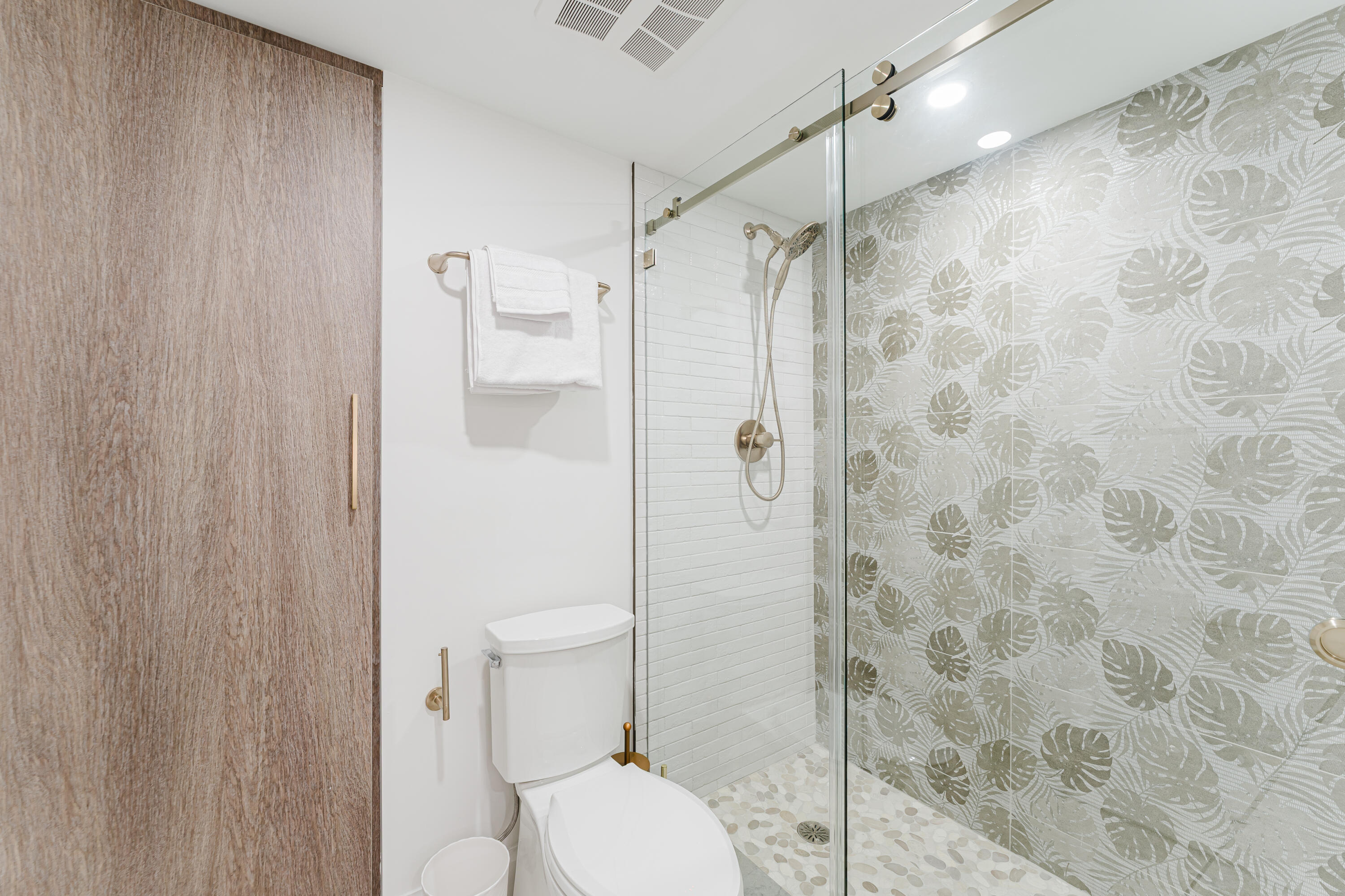 1075 Spanish River Road, Unit 7 Boca Raton, FL 33432 - Photo 30 of 42 Unit7-14