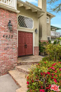 $2,295,000 | 4419 North Clybourn Avenue, Toluca Lake, CA 91602