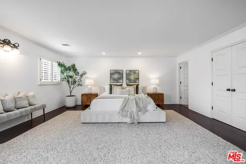 $2,295,000 | 4419 North Clybourn Avenue, Toluca Lake, CA 91602
