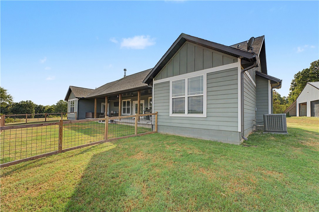 8060 South Tillys Hill Road Decatur, AR 72722 - Photo 27 of 50 Gallery Image 27