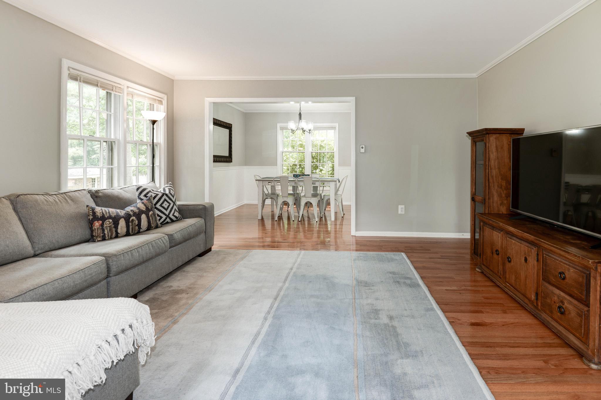 41299 Red Hill Road Leesburg, VA 20175 - Photo 14 of 66 Hardwood flooring on most of main level.