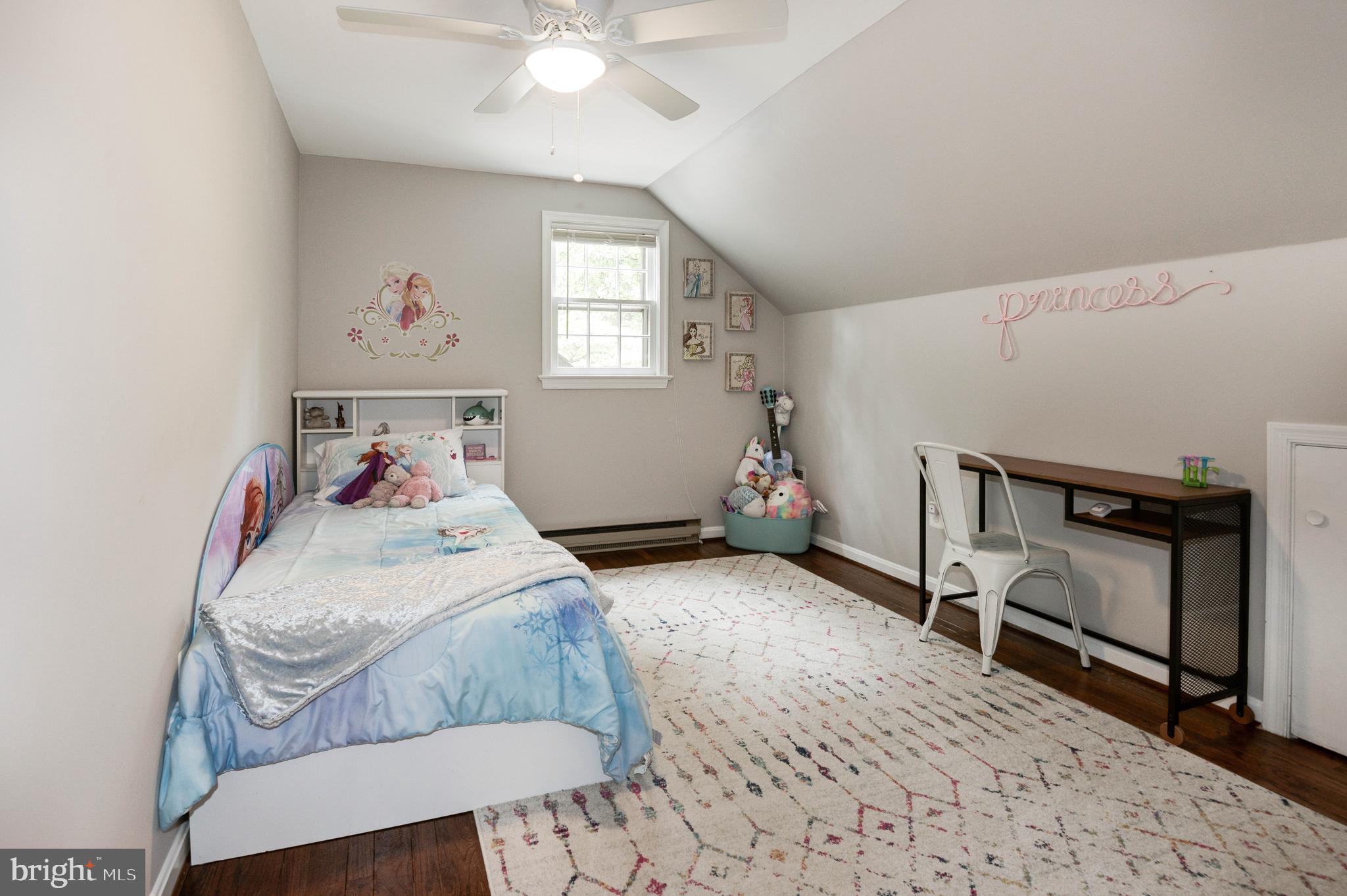 41299 Red Hill Road Leesburg, VA 20175 - Photo 40 of 66 Second bedroom